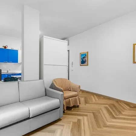 Casa Gregorio, Relaxation And Comfort, 5 Min From Colico